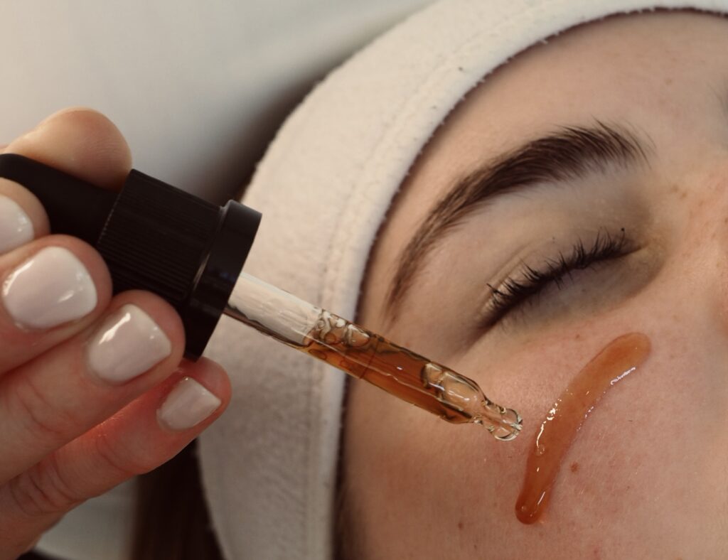 serum behandeling natuurlijke producten Dr.Baumann en Dermaviduals